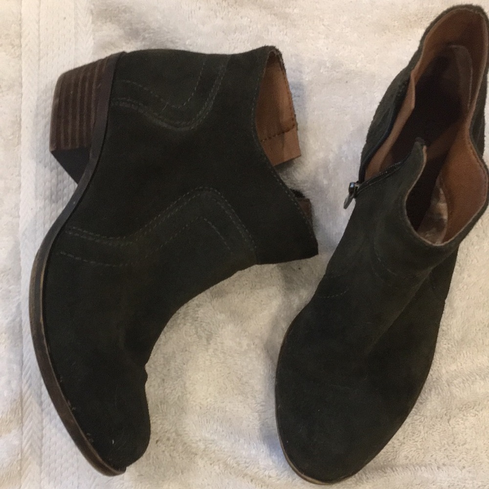 Lucky brand dark green booties